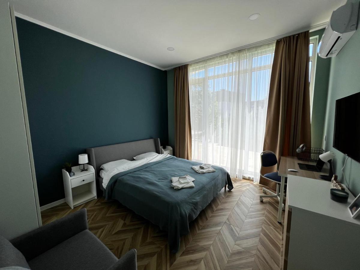 Las Brisas Garden Apartment Burgas by Eksteriør bilde
