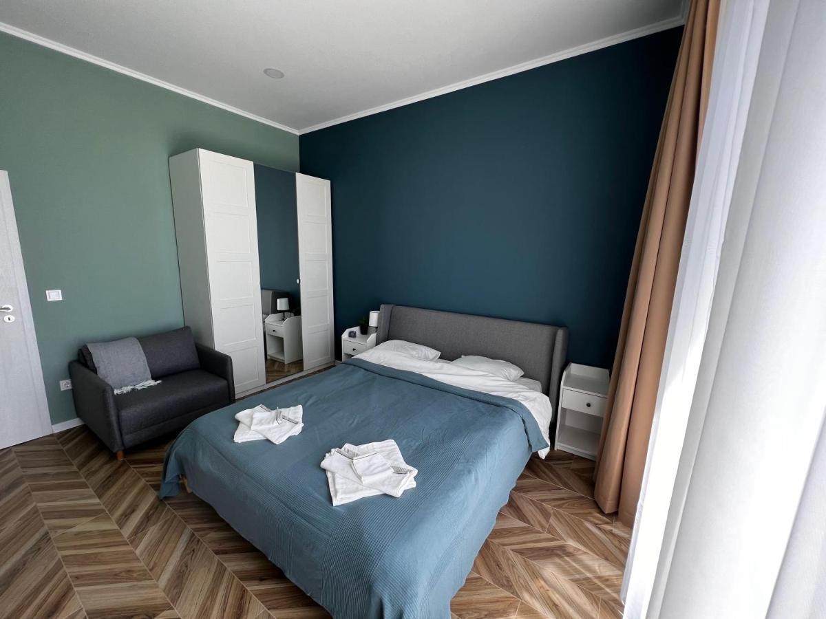 Las Brisas Garden Apartment Burgas by Eksteriør bilde