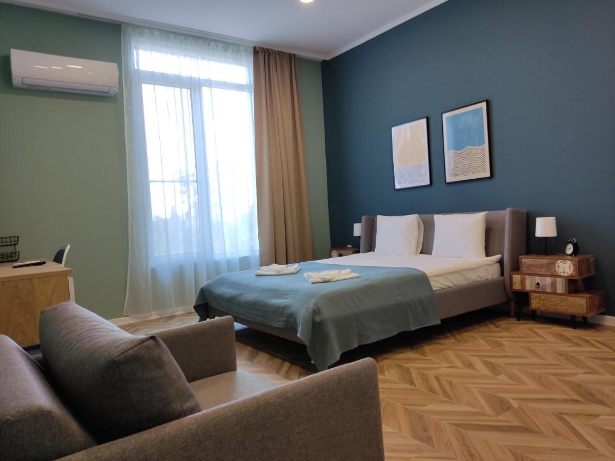 Las Brisas Garden Apartment Burgas by Eksteriør bilde